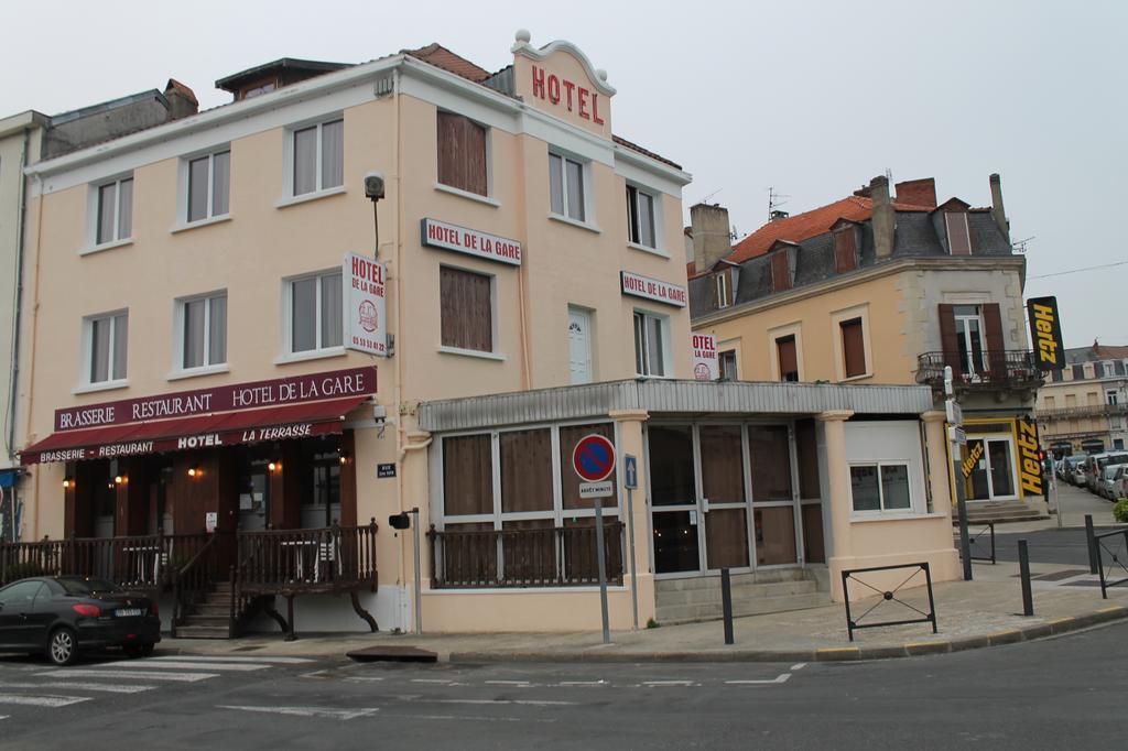 Hotel De La Gare ペリグー エクステリア 写真